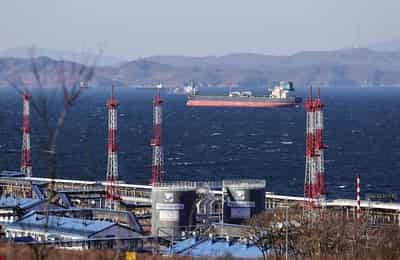 Image for Russia's oil and gas revenue halved in January y/y to lowest since July 2020