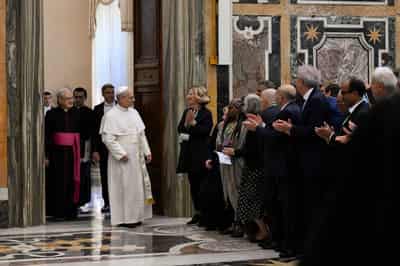 Image for Pope Leo urges unity for divided Church, vows not to be 'autocrat'