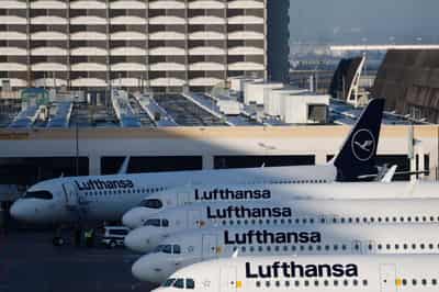 Image for Exclusive-European airlines take aim at synthetic green jet fuel rules