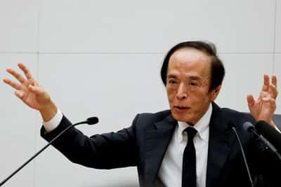Image for Yen steady before BOJ, AI jitters drive Treasury rally, weigh on dollar