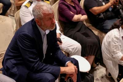 Image for Ukraine's Zelenskiy says Russian magnate Abramovich came to Kyiv with offer of help