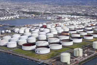 Image for Oil rises on tight supply though interest rate hikes weigh