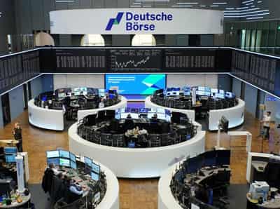 Image for Markets on edge as Trump threatens more tariffs on Europe over Greenland