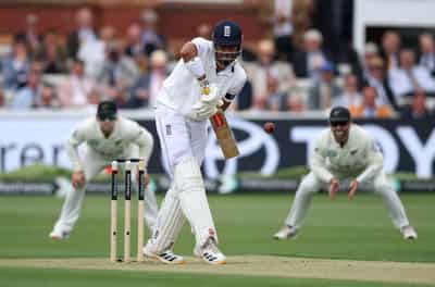Image for Cricket-England debutant Gay falls early as rain disrupts New Zealand test