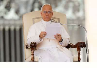 Image for Pope decries 'unacceptable' plight of Palestinians in Gaza, urges truce