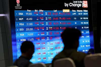 Image for Stocks rise, supported by tech rally as Nvidia reports strong results
