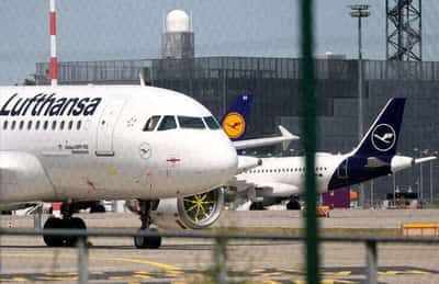 Image for German investor Kuehne does not plan to further boost Lufthansa stake – FAZ