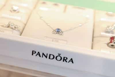 Image for Pandora warns of uncertainty in 2022 after record quarter