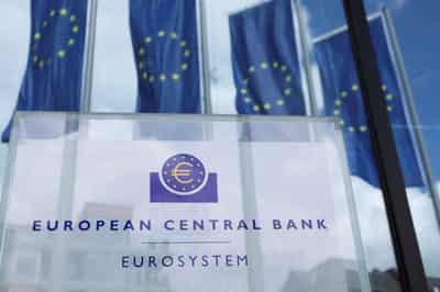 Image for ECB tells bankers to get picky with risky clients, including hedge funds