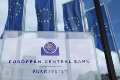 Image for ECB tells bankers to get picky with risky clients, including hedge funds