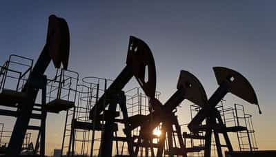 Image for Oil settles up 3% on Venezuela news, supply worries in Russia, Iraq and Iran