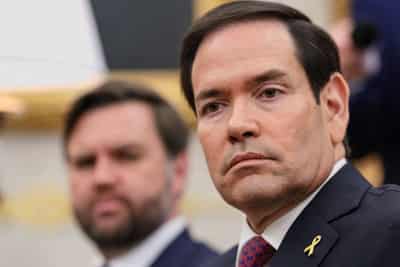 Image for Greenland PM prefers Denmark ties over US ahead of Vance meeting