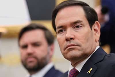 Image for Greenland PM prefers Denmark ties over US ahead of Vance meeting