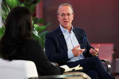 Image for Estee Lauder CEO says talks with Puig ongoing, no deal to announce yet