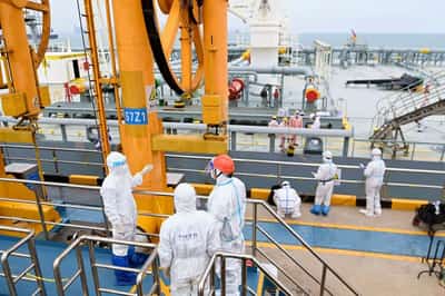 Image for Russian, Iranian oil supply to China rebounds as new vessels cash in on the trade