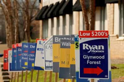 Image for US existing home sales fall in December, supply shows signs of improvement
