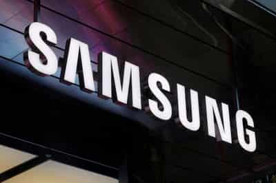 Image for Morning Bid: Samsung boom, market gloom