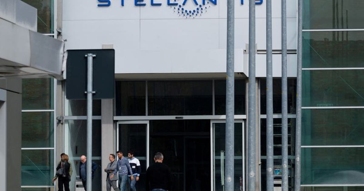 Stellantis' Voluntary Redundancy Program: Impact on Workforce