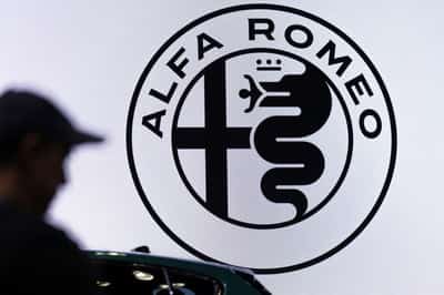 Image for Stellantis' Alfa Romeo plans launch of new mid-sized SUV by end 2027