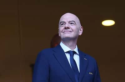Image for Soccer-Infantino and FIFA present united front after crisis meeting over stake sale fallout