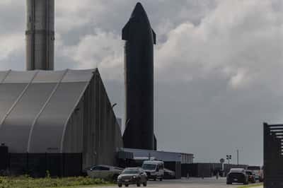 Image for Morningstar values SpaceX at $780 billion, half its IPO target