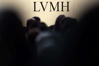 Image for Exclusive-Paris prosecutors investigate Swiss lawyer over misappropriation of Hermes shares for benefit of LVMH