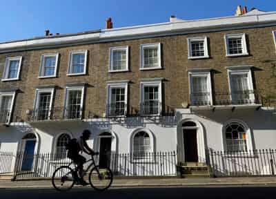 Image for Hong Kongers increase activity in weak London property market