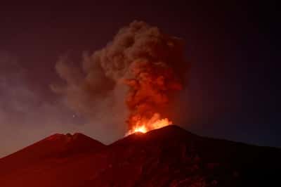 Image for Ash cloud from Sicily’s Mount Etna volcano disrupts Malta flights