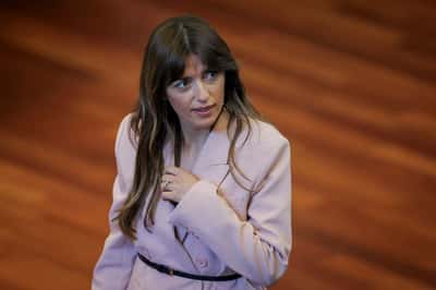 Image for Kosovo acting president calls snap election for June 7