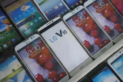 Image for South Korea&#8217;s LG becomes first major smartphone brand to withdraw from market