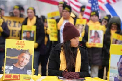 Image for At UN, Israeli former hostage appeals for ceasefire deal to go on