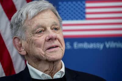 Image for Exclusive-US envoy hopes Belarus will release hundreds more prisoners next month