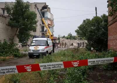 Image for Ukrainian rockets hit Russian-held area as Kyiv readies southern counter-attack