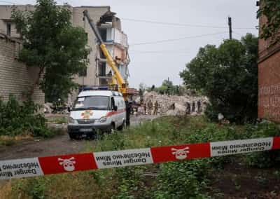 Image for Ukrainian rockets hit Russian-held area as Kyiv readies southern counter-attack