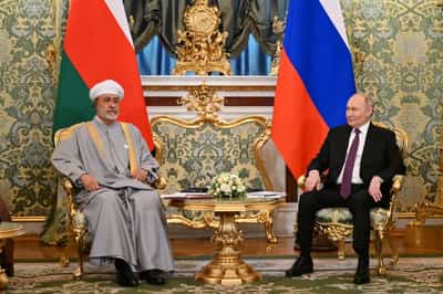 Image for Russia's Putin discusses US-Iran nuclear talks with leader of Oman