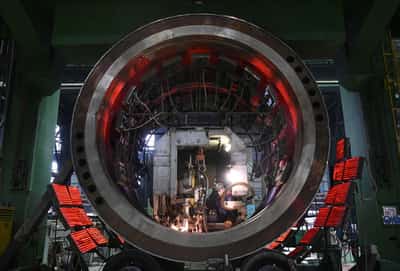 Image for Russian manufacturing sector returns to growth in May, PMI shows