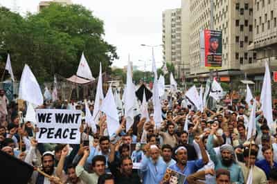 Image for Pakistani Islamist militants use drones to target security forces, officials say