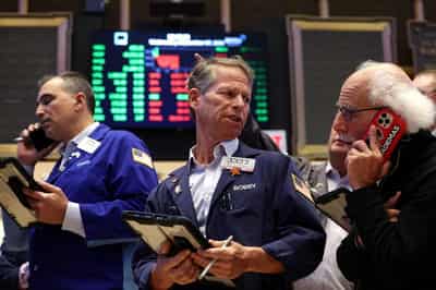 Image for Trading Day: Stocks' momentum fades, gold plunges