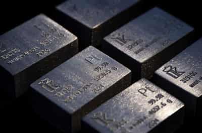 Image for Platinum surges, palladium lags on narrow demand profile