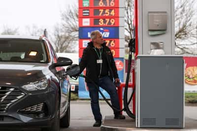 Image for Ten countries urge EU to rethink new carbon price on fuel
