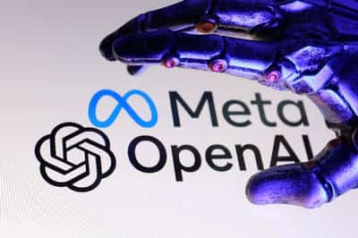 Image for Exclusive-Meta offers AI rival chatbots limited free WhatsApp access, sources say