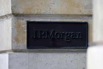 Image for JPMorgan lifts yuan forecast on easing tariff risks, de-dollarisation trend