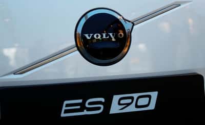 Image for Volvo Cars wins US approval to keep importing vehicles with 'connected car' technology
