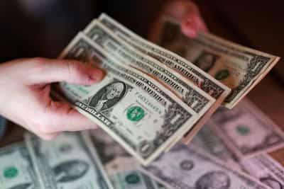 Image for Dollar stays stable after Trump says Iran war could finish soon