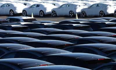 Image for Car industry bets that EU will delay announcement on combustion engine cut-off, sources say
