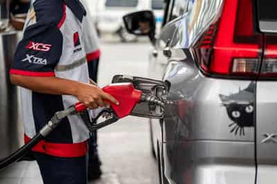 Image for BIS urges central banks not to overreact to energy price spike