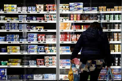 Image for World food prices ease further in January, United Nations' FAO says