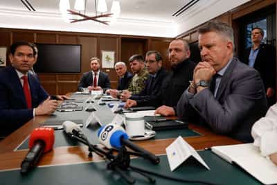 Image for More work needed to reach Ukraine peace deal after 'productive' talks in Florida, Rubio says