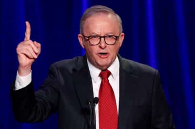 Image for Australia blames Iran for antisemitic arson attacks, expels envoy