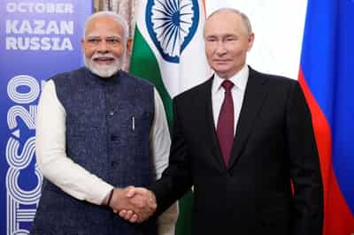 Image for Trump again threatens 'very substantial' tariff hikes for India over Russian oil